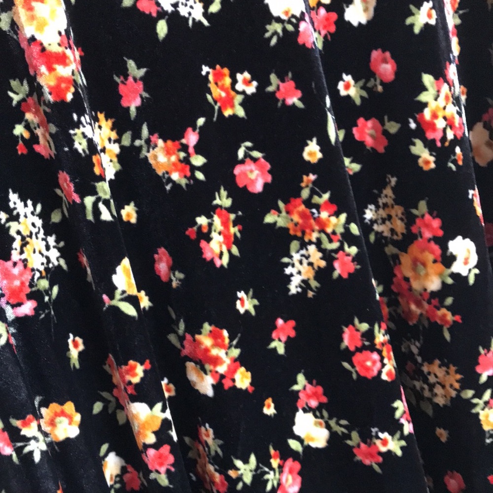 Free people Floral Black Bouquet Babe Velvet Mini dress Size large - Picture 9 of 15
